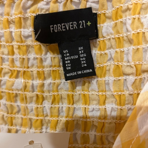 Forever 21 Women’s Plus Size Yellow & White Gingham Crop Top: Size 3X - Picture 2 of 3